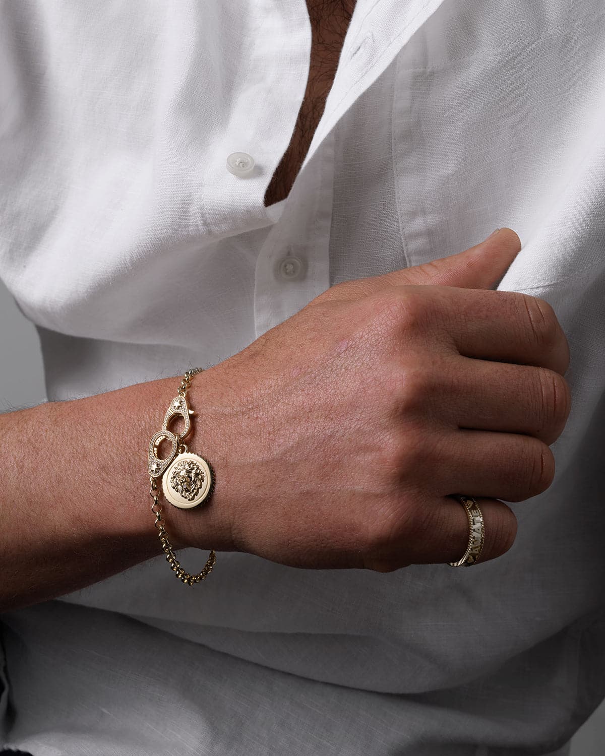 Pave Sister Hook : Medium Belcher Bracelet