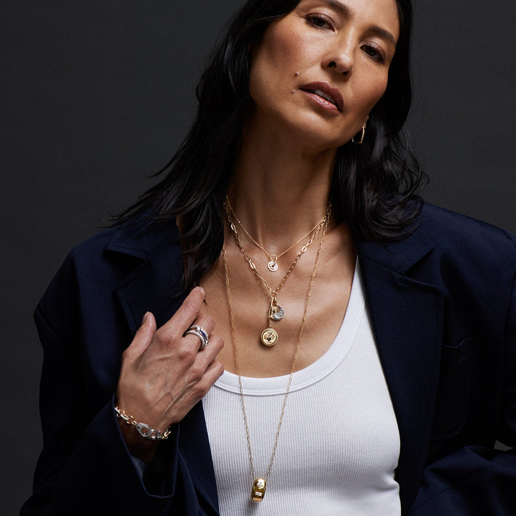 Balance Baby Medallion : in Gold with Diamonds and an Annex Link view 2