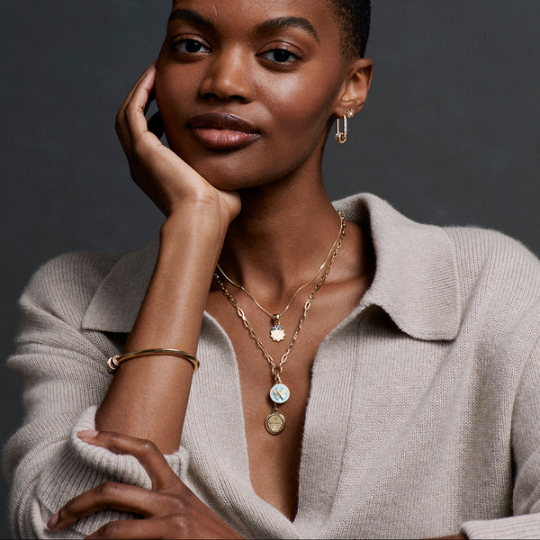 Aquamarine Engravable Miniature Medallion : in Yellow Gold with an Annex Link