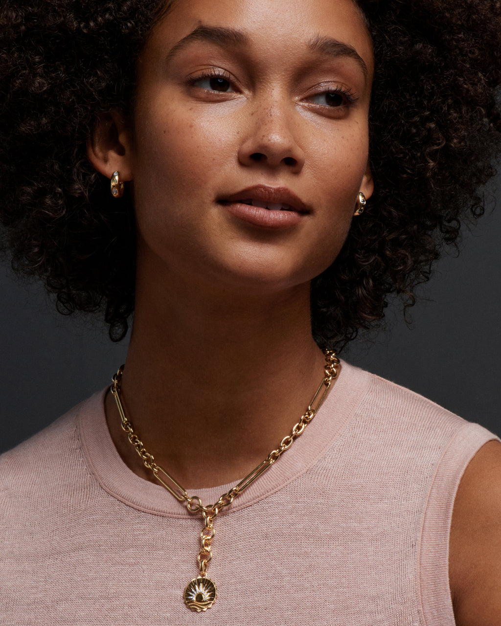 18K Yellow Gold Midsized Mixed Clip Chain Extension – FoundRae view 5