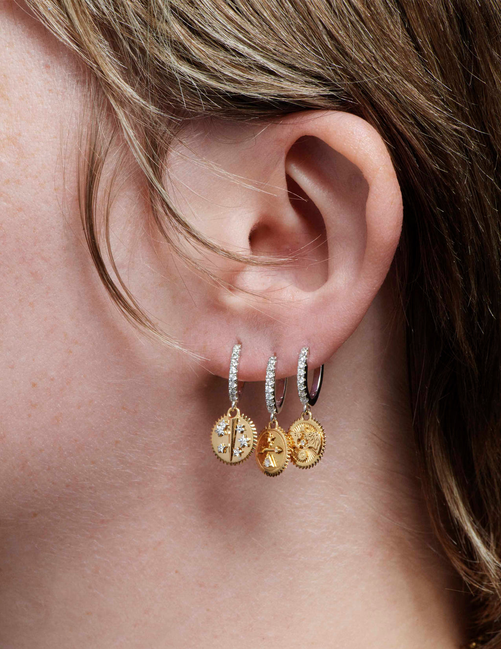 Dream Miniature Medallion Earring : in Yellow Gold view 2