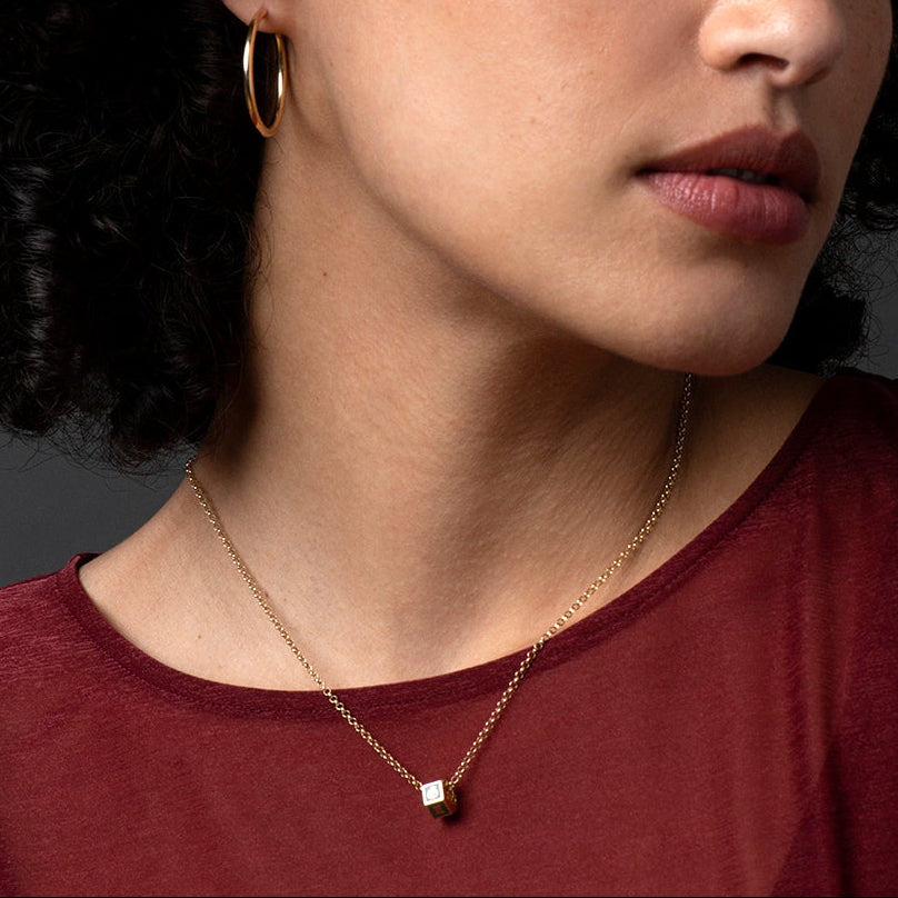 18K Yellow Gold Custom Faceted Heart Beat : Fine Belcher Necklace Olive – FoundRae view 3