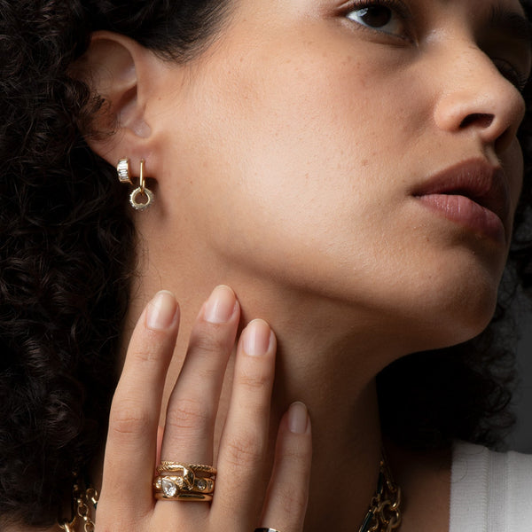 Baguette Diamond - True Love : Huggie Earring