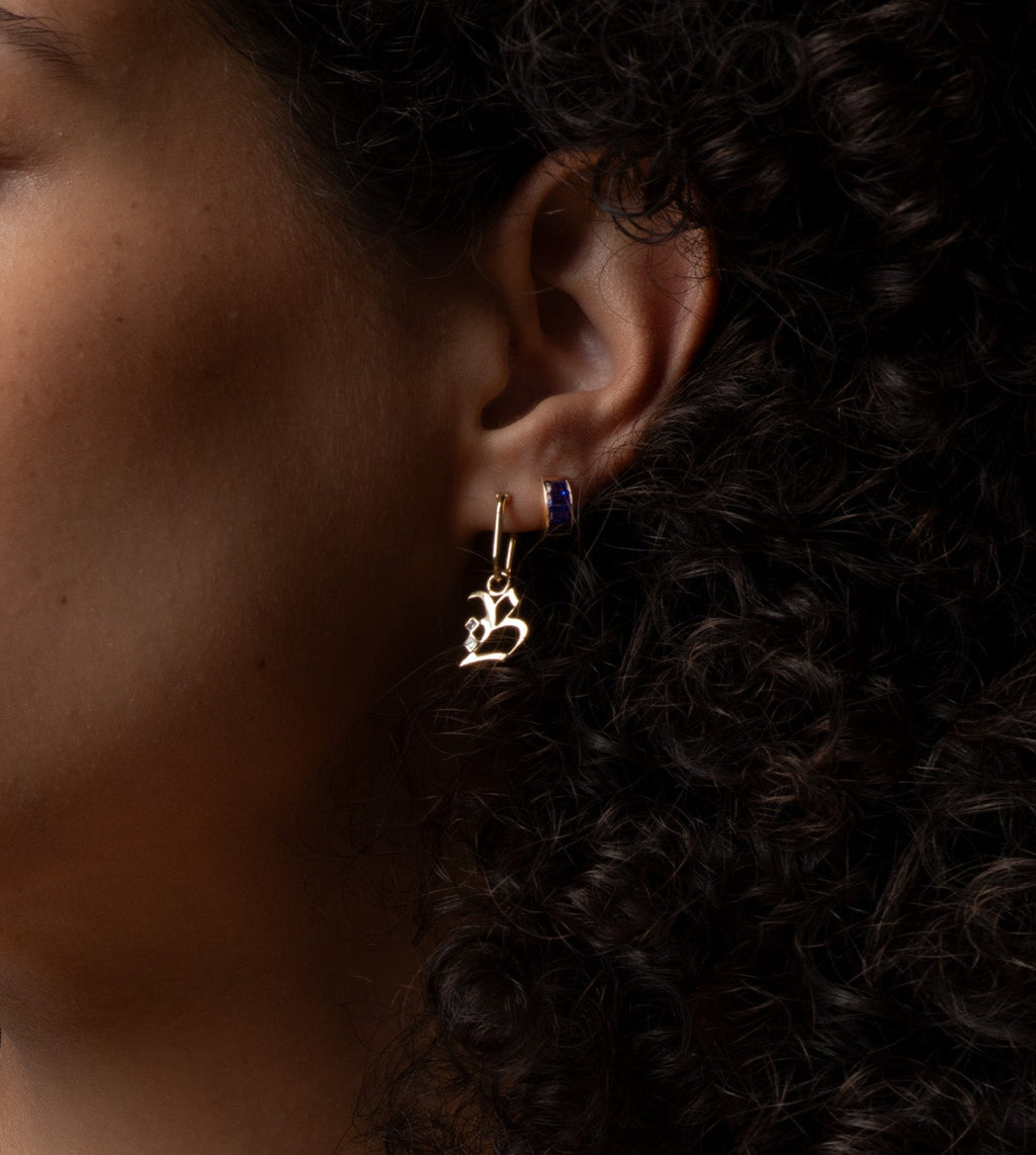 Initials & Numbers Square Cut Diamond Initial : in Gold with an Annex Link view 2