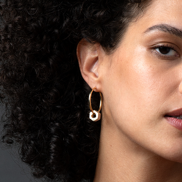 Medium Blush Ceramic Custom Heart Beat : in Yellow Gold