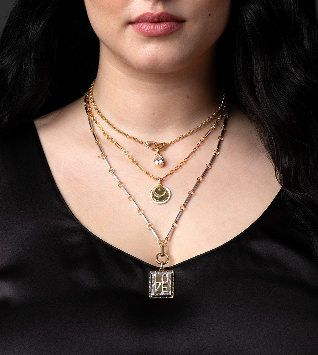 18K Yellow Gold Vivacity | Ever Growing Love Couplet Medium Medallion | Cream Ceramic, 18K Yellow Gold – FoundRae view 2