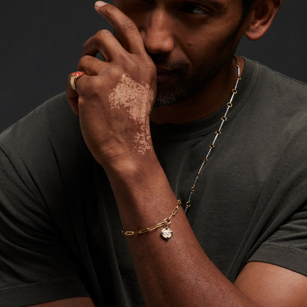 Infinity Braided Wheat Classic Fob Clip Bracelet : in Yellow Gold with Diamonds and Blue Sapphire view 2