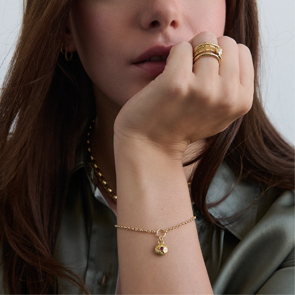 18K Yellow Gold Foundation | February Birthday Starstone Small Belcher Bracelet | Amethyst, Yellow Gold – FoundRae view 2