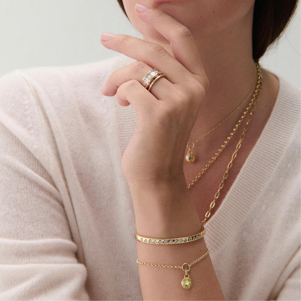 18K Yellow Gold Foundation | August Birthday Starstone Small Belcher Bracelet | Peridot, Yellow Gold – FoundRae view 2
