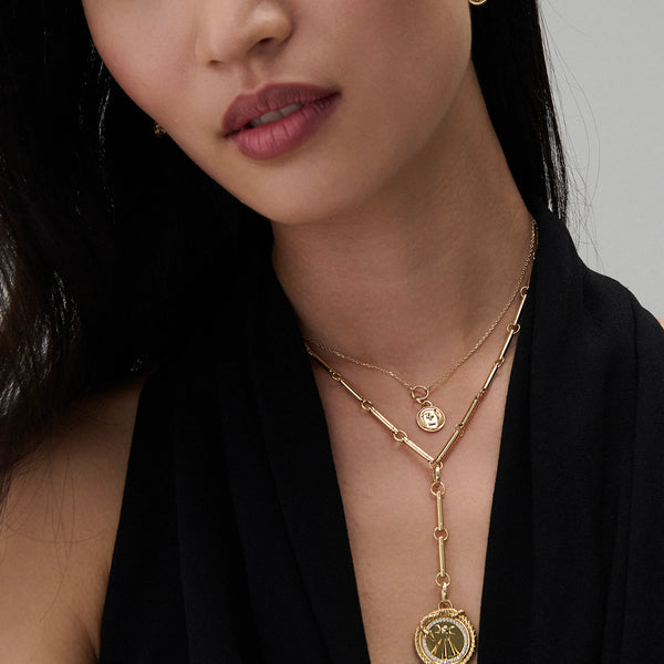 Vivacity | Ever Growing Love Thread Necklace | Yellow Gold
