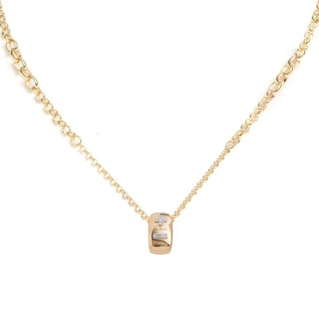 Ever Growing Love - Vivacity : Oversized Oval Heart Slide : Graduated Belcher Chain Necklace view 1