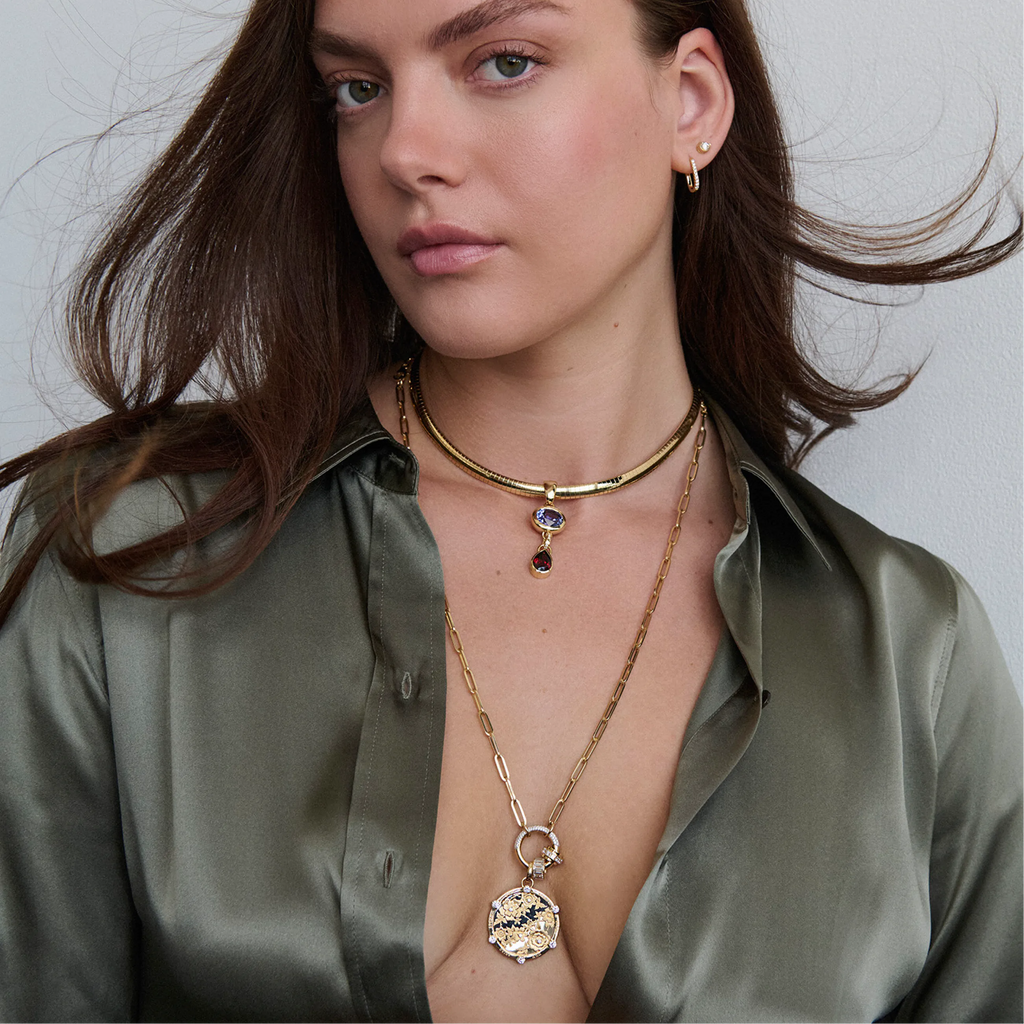 Resilience - True Love | Floral Screen and Heart Beats Medium Clip Open Chain | Diamonds, Mixed Gold view 2