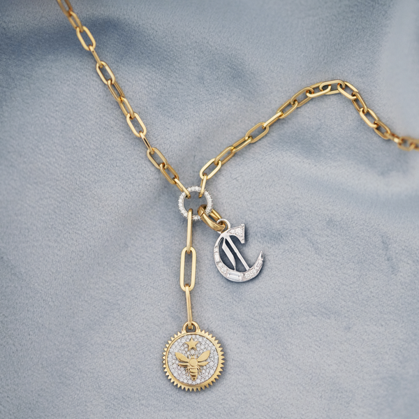 Bee – FoundRae X Every Mother Counts and Initial Refined Clip Extension Story : in Mixed Gold with Diamonds