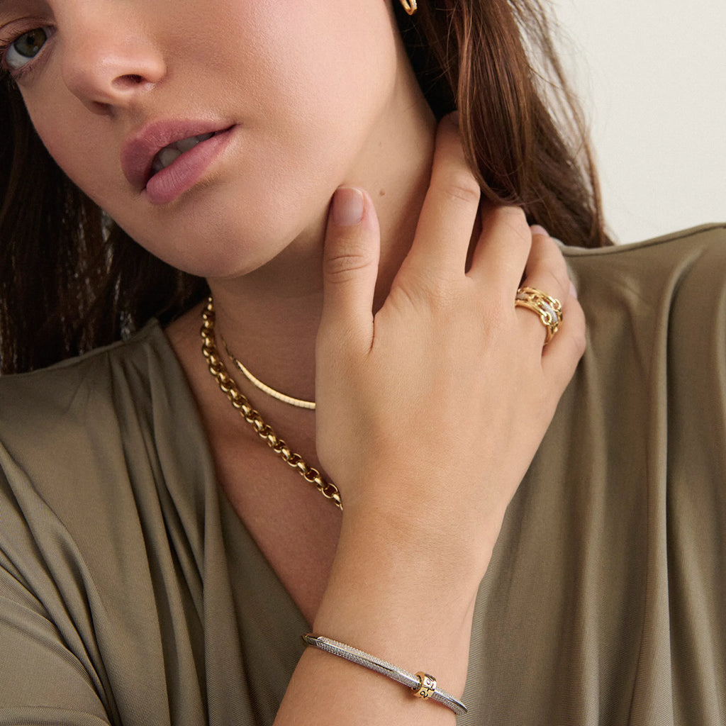 18K Mixed Gold Strong Hearts | Diamond Pavé Strong Heart Bangle | Diamonds, Mixed Gold – FoundRae view 6
