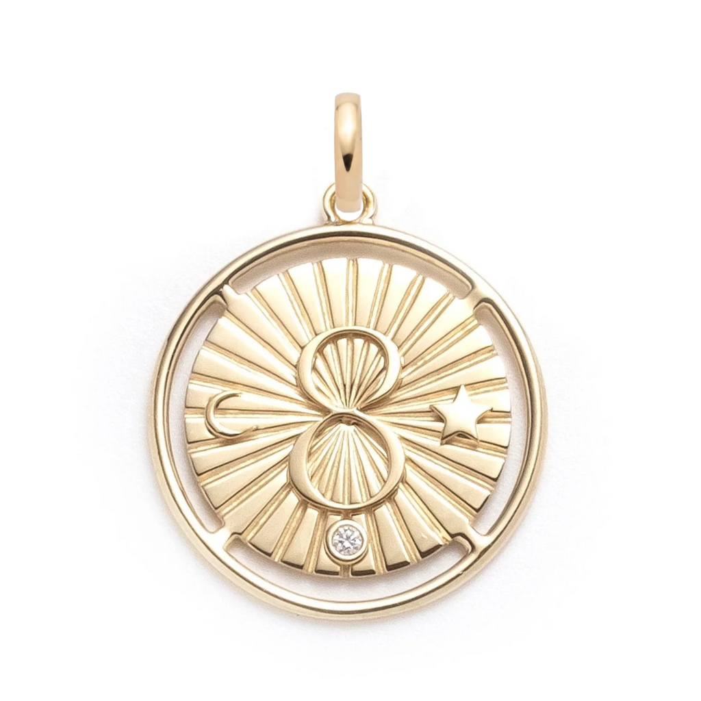 Karma Large Medallion : in Gold with Diamond and an Annex Link view 1