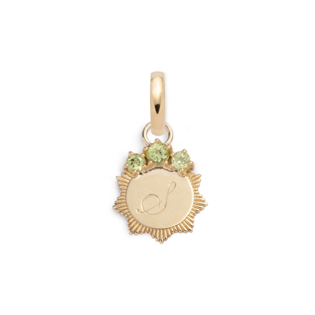 Peridot Engravable Miniature Medallion : in Yellow Gold with an Annex Link view 1