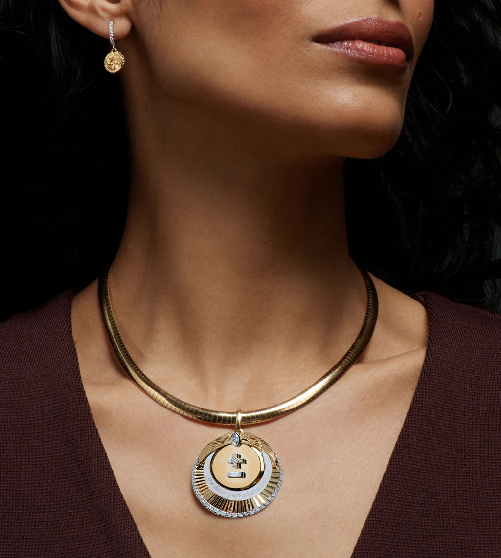 Vivacity Oversized Medallion : in Yellow Gold with an Annex Link view 2