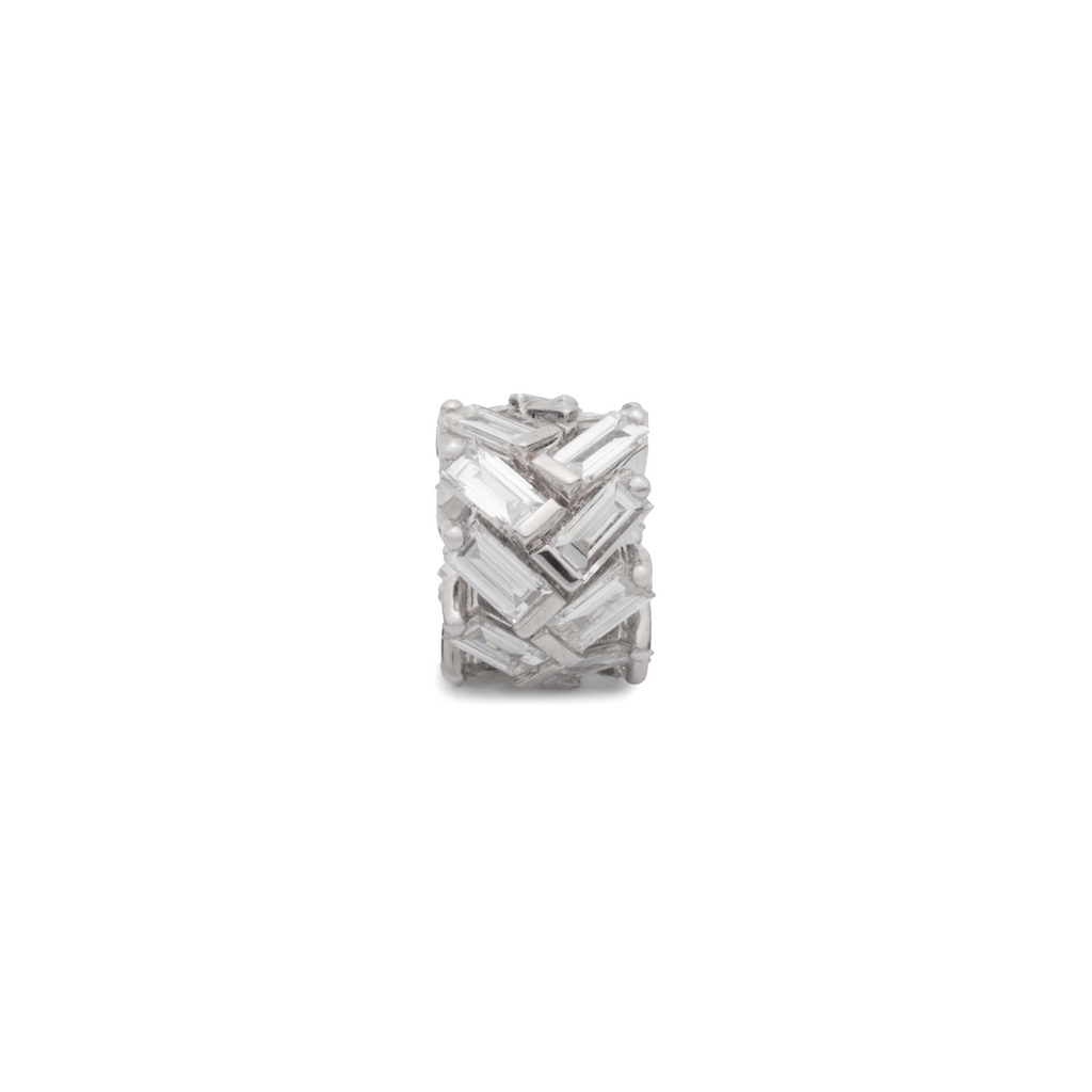 True Love Chevron Heart Beat : in White Gold with Baguette Diamonds view 2