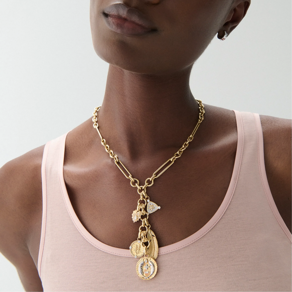 Resilience | Blossoms Pavé Miniature Pendant | Diamonds, Yellow Gold view 2