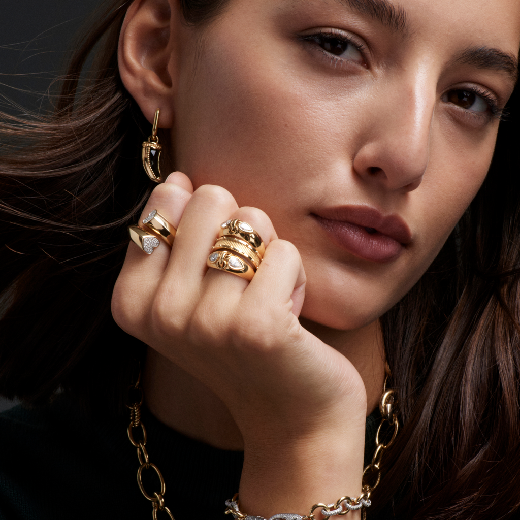 18K Yellow Gold Strong Heart Pavé Diamond Love Link Ring : in Yellow Gold – FoundRae view 2