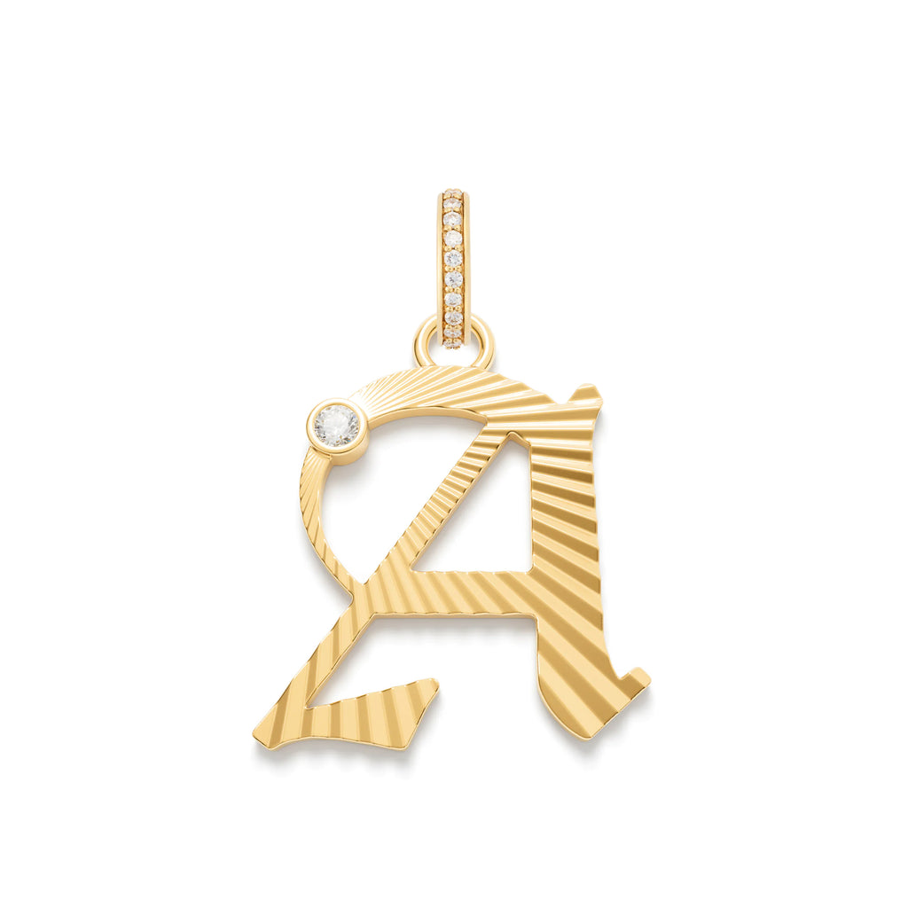 18K Yellow Gold Personalized - Foundation | Initial Medium Pendant | Diamond, 18K Yellow Gold – FoundRae view 3