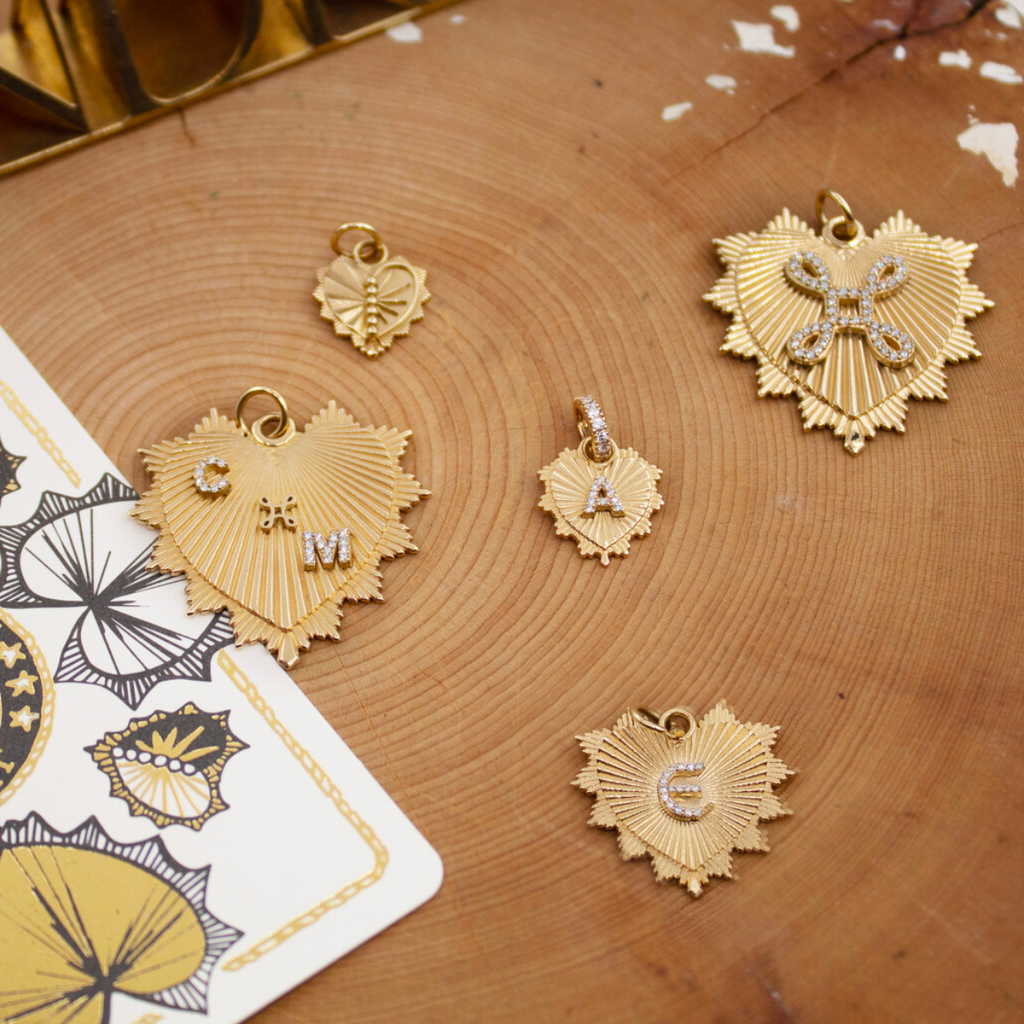 Initial Heart Love Token Medium Medallion : in Yellow Gold with Diamonds and an Annex Link view 2