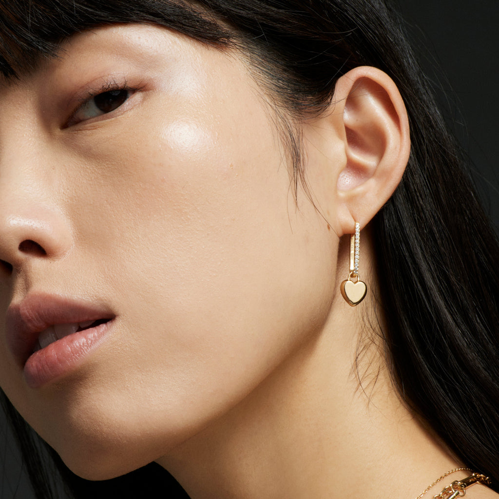 True Love Petite Heart Ingot Medallion : in Yellow Gold with an Annex Link view 2