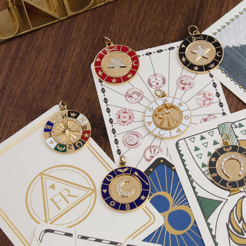 Internal Compass Large Ceramic Medallion : in Yellow Gold with Diamonds and an Annex Link view 2