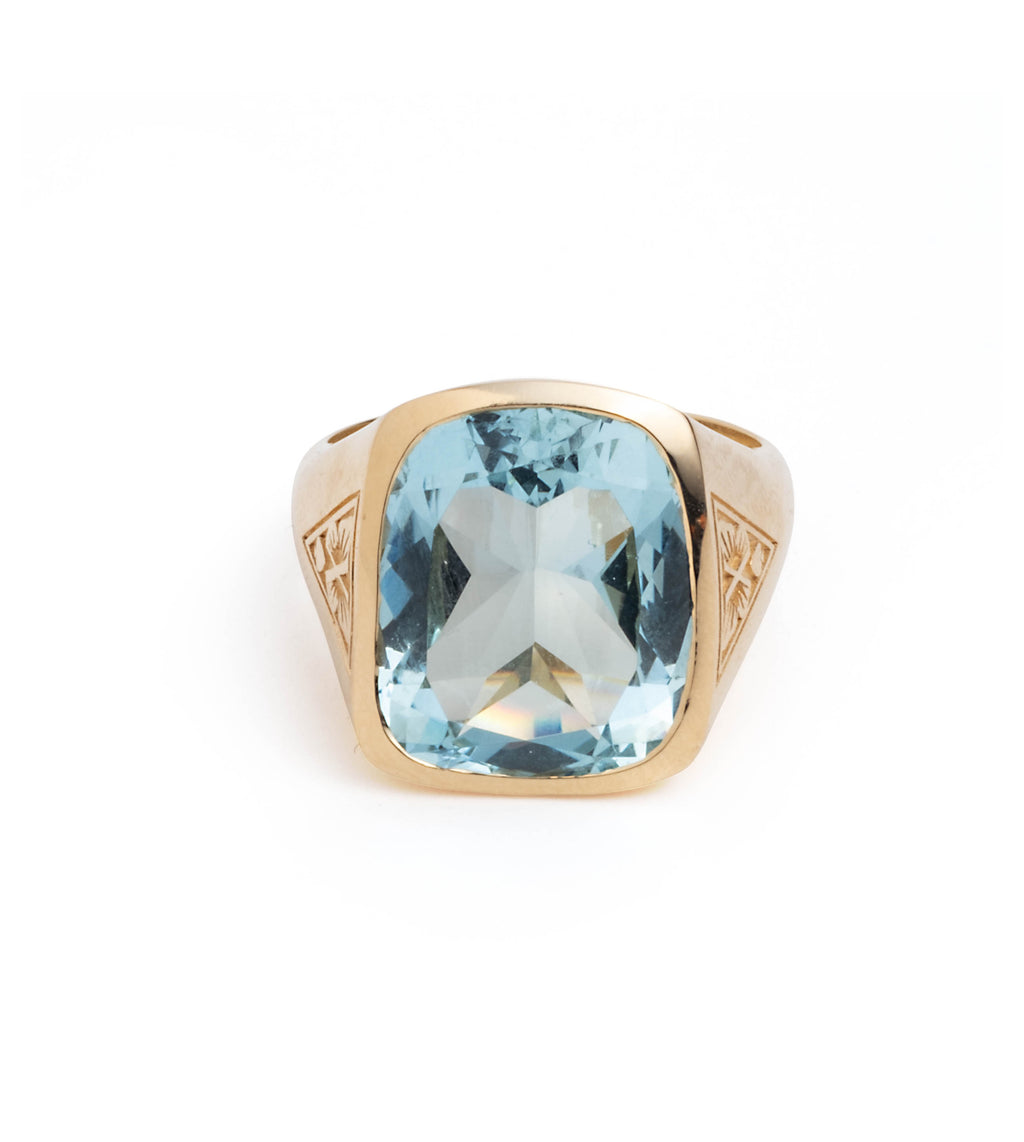 9.9ct Aquamarine - Reverie : One of A Kind Gemstone Ring view 1