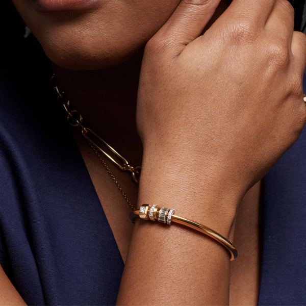Diamond Heart Beat Strong Heart Bangle Story: in Yellow Gold