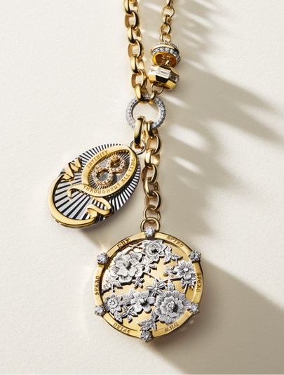 Pavé Extension Chains