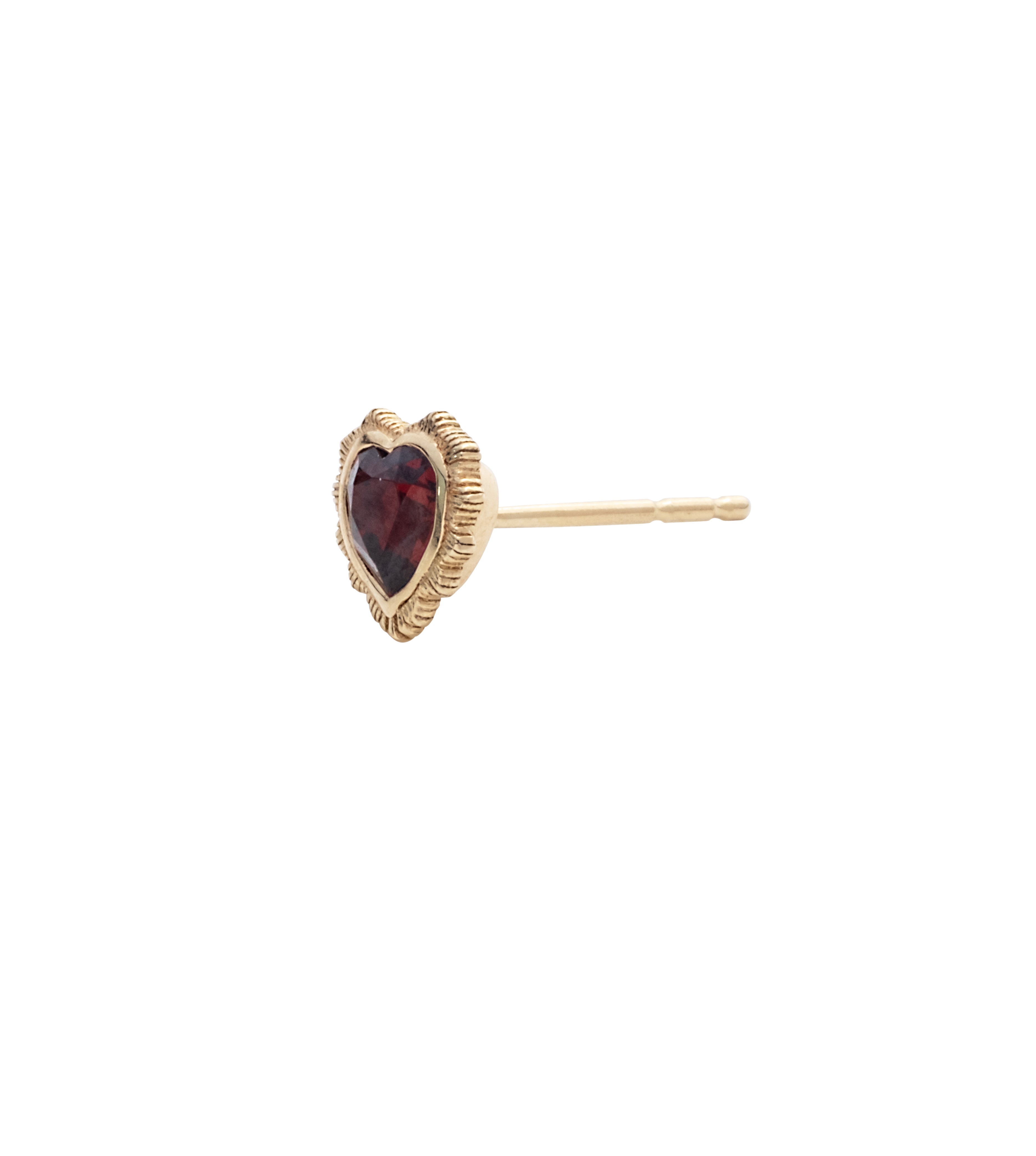 Heart : Garnet Stud