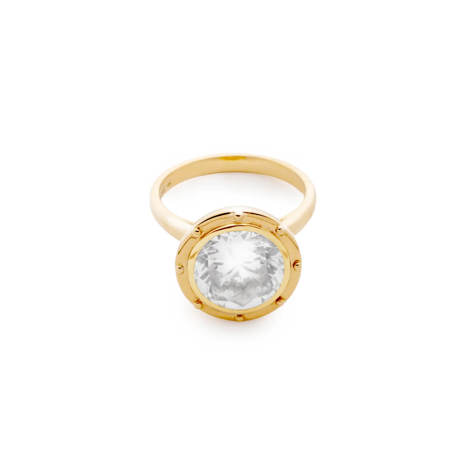 lovestruck pierced round diamond solitaire ring : in yellow gold