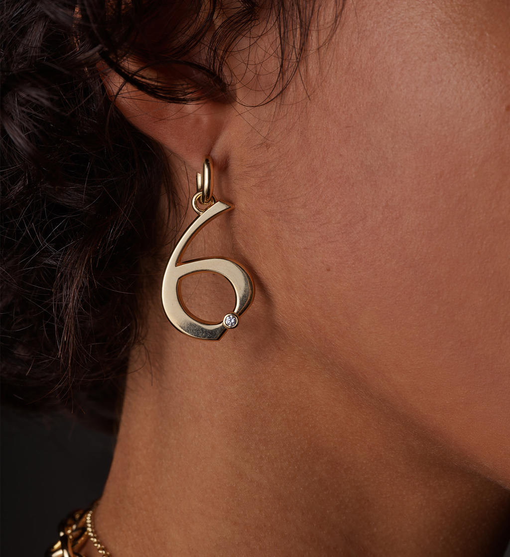 18K Yellow Gold Engravable Number 3 : Oversized Small Chubby Ear Hoop – FoundRae