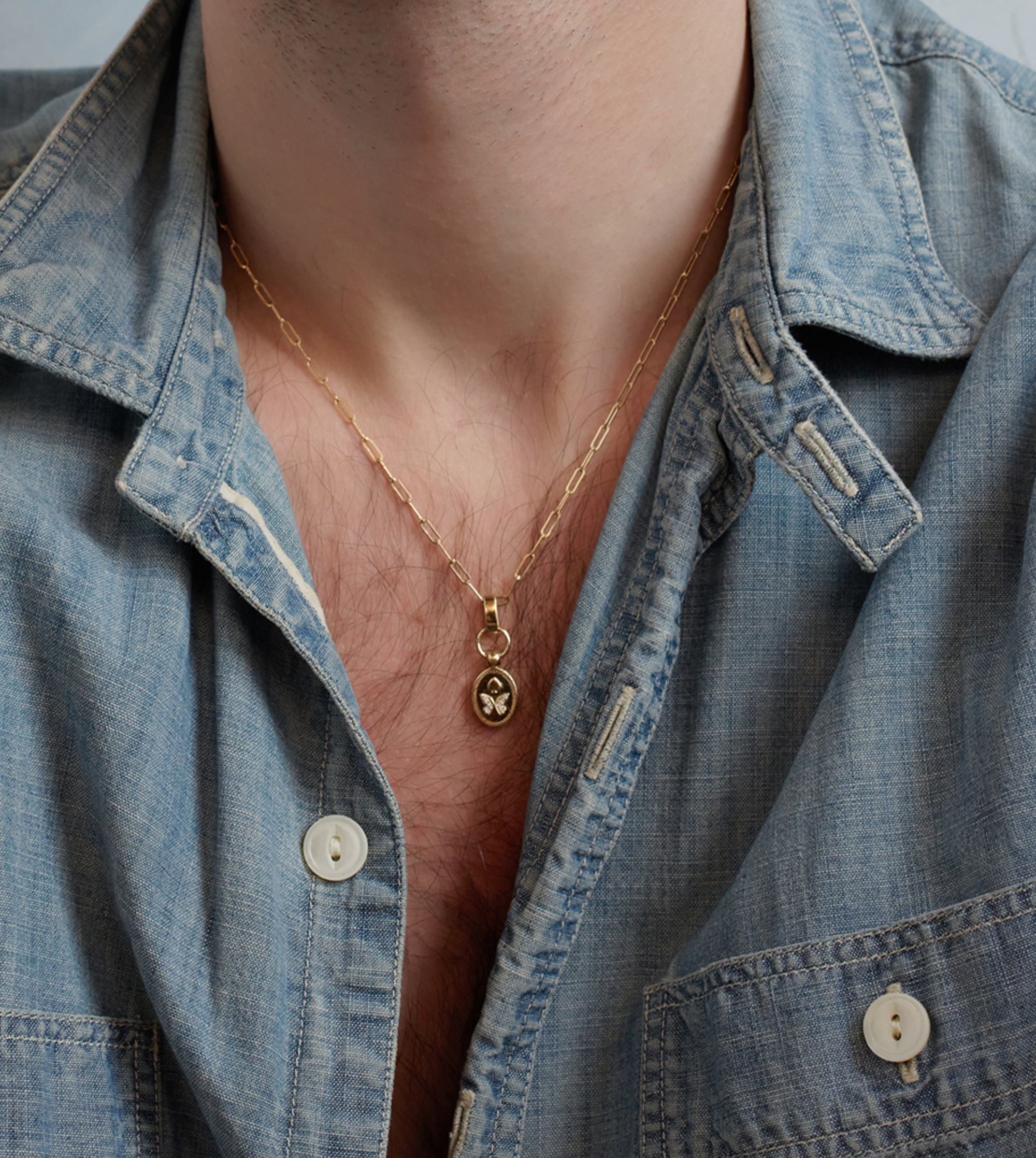 Reverie : Super Fine Clip Slide Crest Necklace