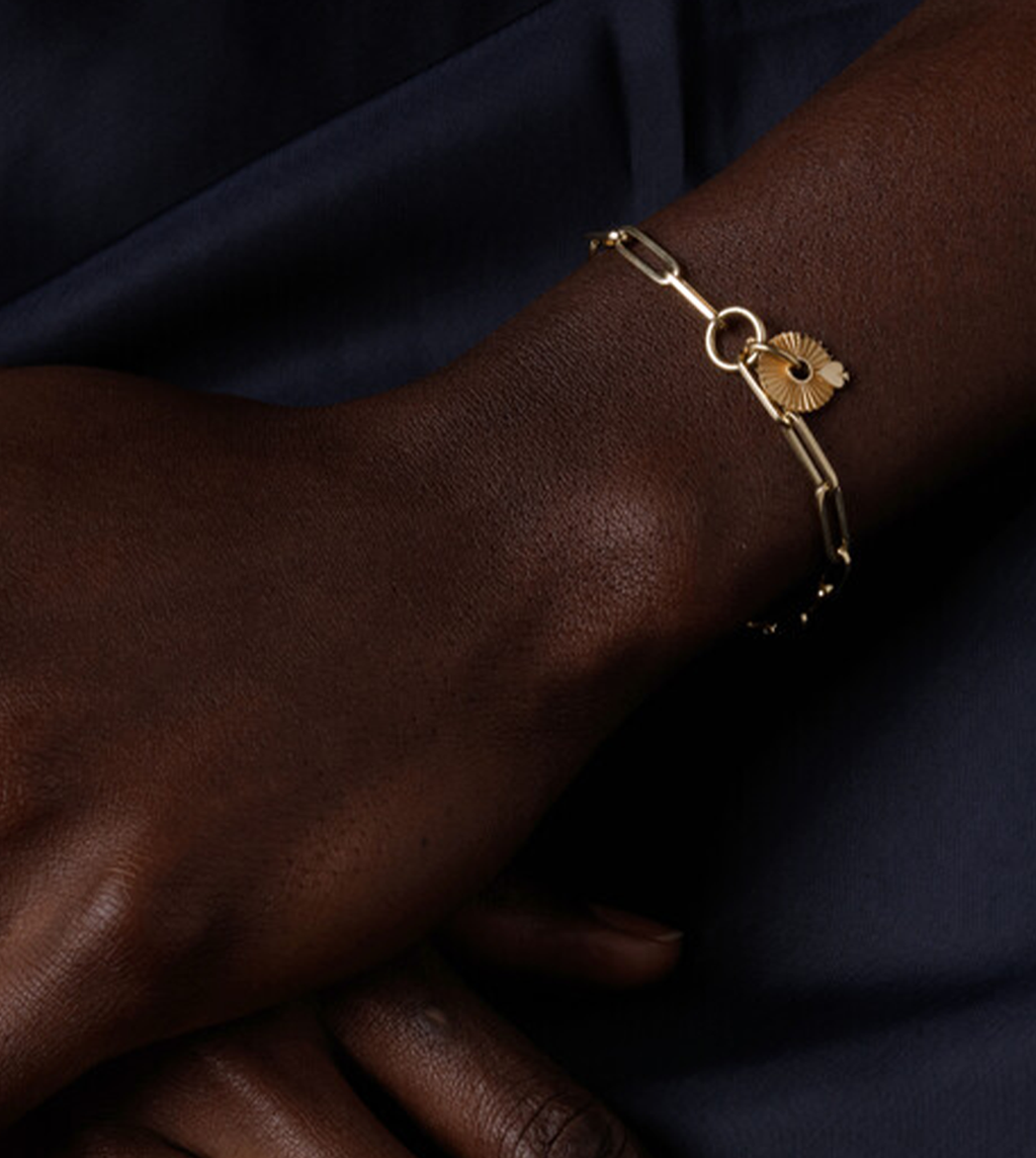 Spade - Reverie : Gold Symbol Disk Classic Fob Clip Chain Bracelet view 2